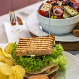 Breakfast at Emma‘s - CGA-07(1)