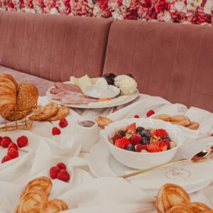 Breakfast at Emma‘s - CGA-11(7)